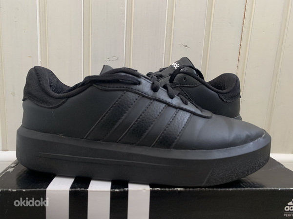 Кроссовки на платформе Adidas р.36