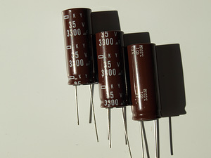 Kondensaator 3300uF 35V (2 foto / 3)