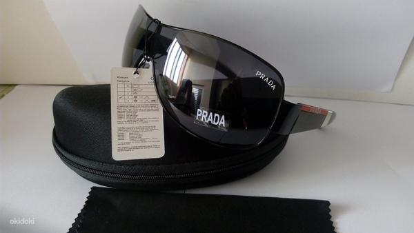 Новые солнечные очки Prada (фото #1)