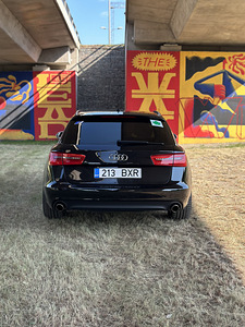 Audi A6 Avant (7 фото из 7)