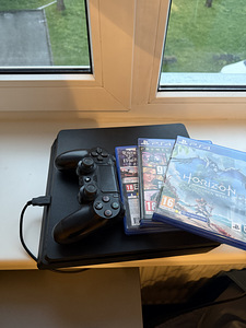PlayStation 4 (1 фото из 1)