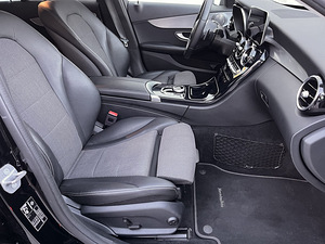 Mercedes C220d 2019a, 4Matic (9 foto / 10)