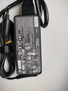 Original UUS Lenovo ThinkPad 45w laadimisseade (3 foto / 3)