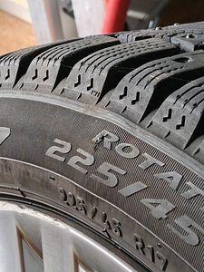 17" 5x120 Style 194 BMW диски + шипованные шины Pirelli 225/45R17 (5 фото из 6)