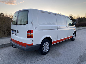 Volkswagen Transporter T5 1.9tdi Long 2006 (6 foto / 12)
