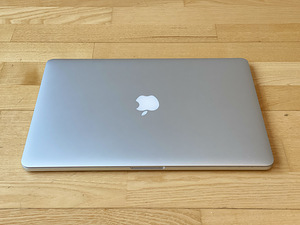 Apple Macbook Pro Retina 256GB/16GB (15-inch, 2015) (2 foto / 3)
