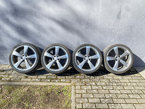 Audi Rotor 20 Original x Sailun Ice Blazer шипованные шины (1 фото из 10)