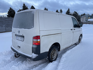 Volkswagen Transporter T5 (6 foto / 14)