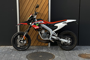 Aprilia SX 50 2018 Factory (5 foto / 10)