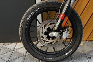 Aprilia SX 50 2018 Factory (10 foto / 10)