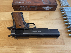 UUS UMAREX LEGENDS M1911 õhupüstol 4,5mm CO2 Blowback (3 foto / 10)