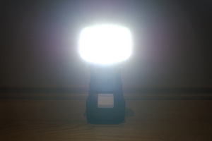 UUS LED Prožektor (Makita 18V akule) (3 foto / 10)