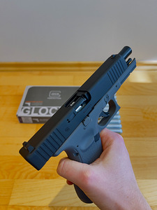 UUS UMAREX Glock 17 gen 5 Airsoft 6mm püstol CO2 Blowback (9 foto / 10)