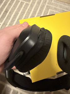 Corsair void rgb elite wireless (5 фото из 5)