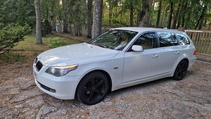 BMW 525d (1 фото из 13)