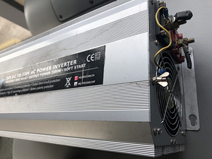 Inverter 24V DC kuni 230V 2500W (3 foto / 3)