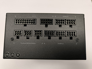 Блоки питания ATX (3 фото из 8)