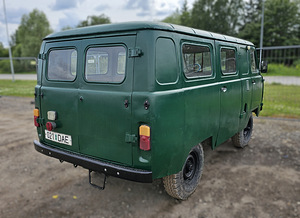 UAZ 452 buss 4x4 (5 foto / 9)