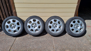 Audi veljed 4tk 16" 5x112 ET42, 8E0601025F (1 foto / 6)