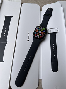 Apple Watch 7 45mm GPS Midnight (3 foto / 3)