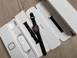 Apple Watch 7 45mm GPS+LTE Starlight (2 foto / 3)