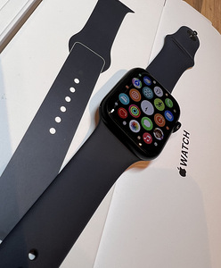 Apple Watch 8 45mm GPS+LTE Midnight (3 foto / 3)