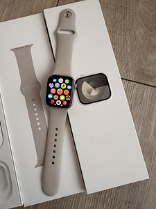 Apple Watch 9 41mm GPS (1 foto / 3)