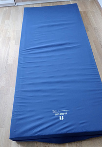 Meditsiiniline lamatistevastane madrats (2 foto / 4)