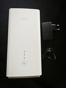 4G LTE Wi-Fi роутер Huawei B628-265 (1 фото из 4)