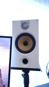Bowers & Wilkins 685 S2 (пара) (2 фото из 3)
