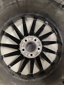 Литые диски mercedes 5x112 R20 Vossen style (6 фото из 10)