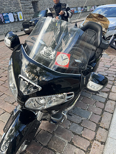 Honda goldwing gl1800 (2 foto / 10)