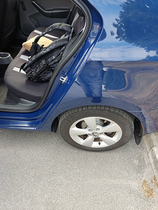 Škoda Rapid (4 фото из 12)