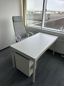 IKEA mööblikomplekt kontorisse (laud, tool ja kapp) (1 foto / 4)