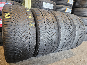 245 40 R 18 Goodyear UltraGrip Ice 2 (1 foto / 5)