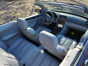 Mercedes-benz clk320 cabrio (4 foto / 11)