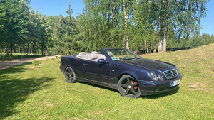 Mercedes-benz clk320 cabrio (1 foto / 11)