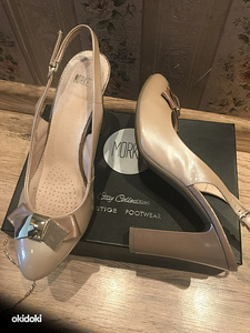 Кожаные туфли,р. 39 (2 фото из 3)