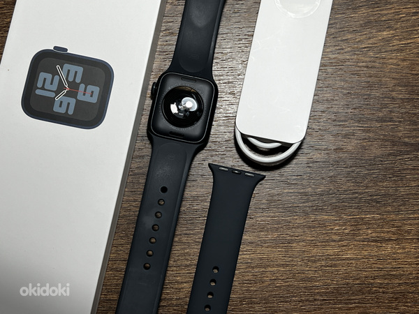 Apple Watch SE 2022, 40mm, Midnight GPS + LTE (foto #3)