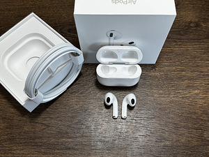 Apple Airpods 3-го поколения (2 фото из 3)