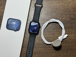 Apple Watch Series 9, 41mm, Midnight GPS + Cellular (1 foto / 3)