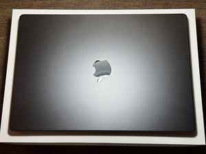 Apple Macbook M3 Pro 12C/18C 512GB/36GB (16-inch, 2023), Mid (2 foto / 3)