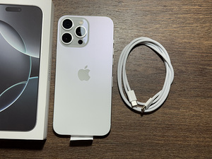 UUS Apple iPhone 16 Pro Max 256gb, White Titanium (2 foto / 2)