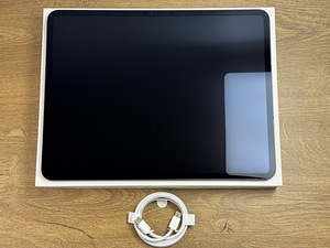 Apple iPad Pro 13" M4 (2024) 256gb, Wifi + 5G, Space Black (2 foto / 3)