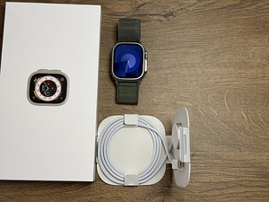 Apple Watch Ultra 1st Gen, 49mm, Titanium Cellular + GPS (1 foto / 3)