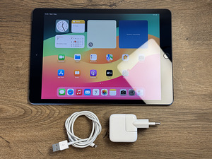 Apple iPad 10.2" 8th gen (2020) 32gb, Wifi + 4G, Space Grey (1 foto / 3)