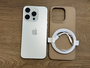 Apple iPhone 15 Pro 128gb, White Titanium (3 foto / 4)