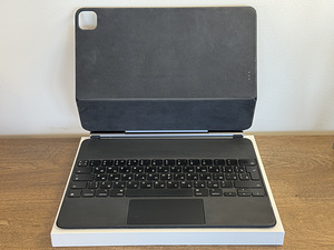 Apple iPad Pro Magic Keyboard 12.9" RUS