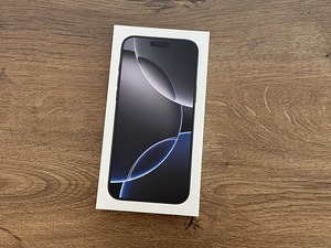 Apple iPhone 16 Pro Max 256gb, Black Titanium (1 foto / 1)