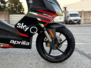 Aprilia SR50R 2021 (10 foto / 10)